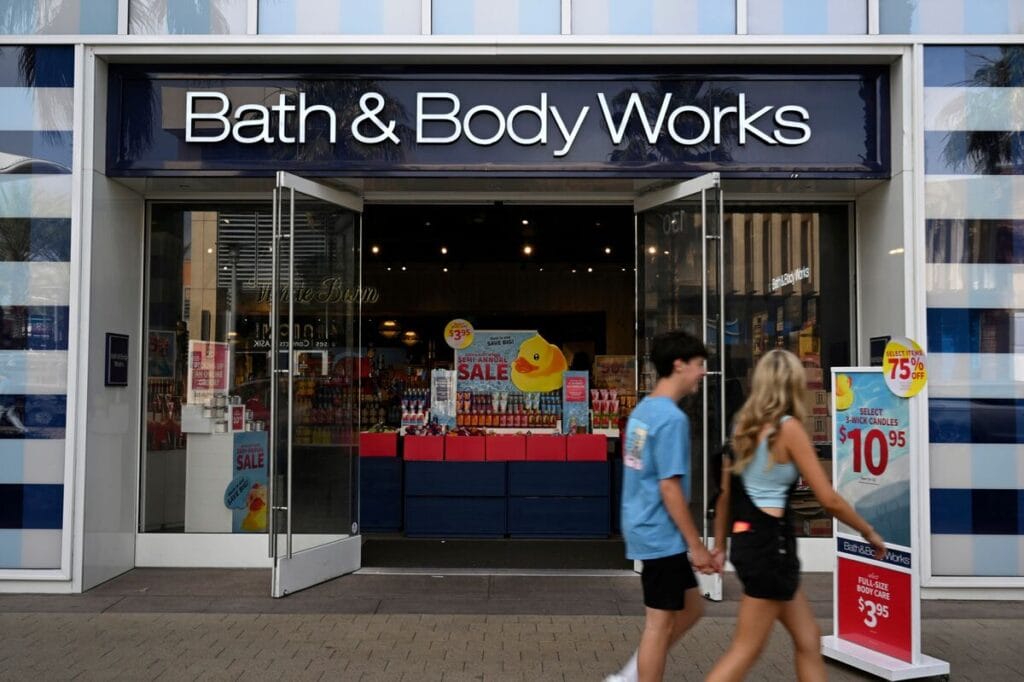 Bath &amp; Body Works Cuts 2025 Guidance on Weak Demand, Tariffs